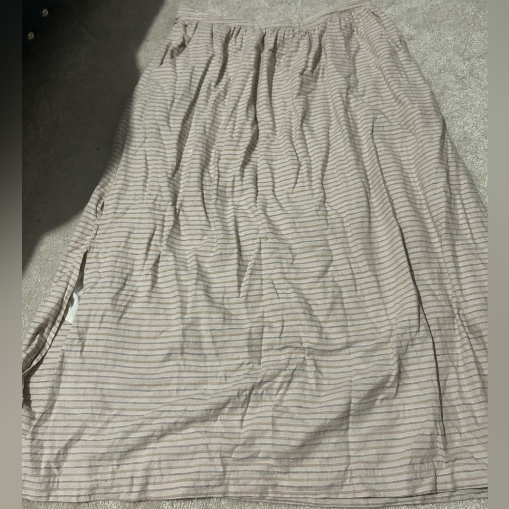 Midi skirt
